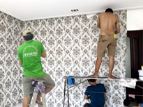 Hình ảnh /san-nhua-2019/giay-go-vap/thi-cong-giay-dan-tuong-1.jpg