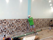 Hình ảnh khachhangcantho/giay-dan-tuong-re-can-tho/thi-cong-giay-han-quoc-1.jpg