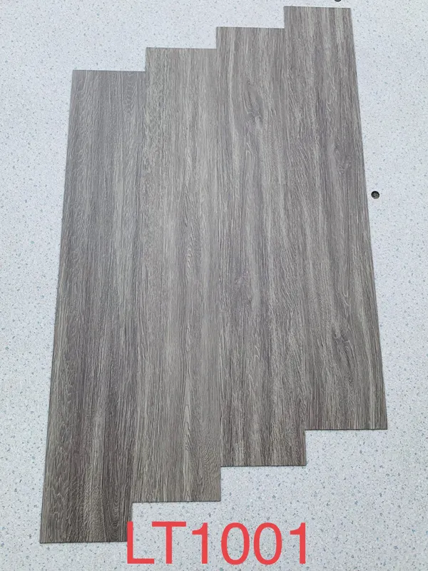 Hình ảnh Sàn nhựa vinyl vân gỗ dán keo riêng LT1001