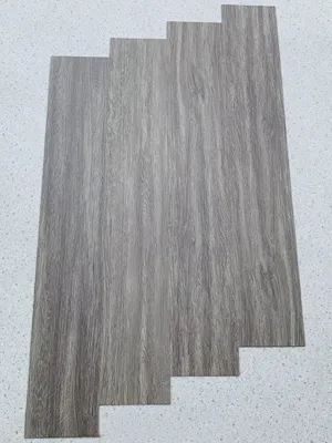 Sàn nhựa vinyl vân gỗ dán keo riêng LT1001